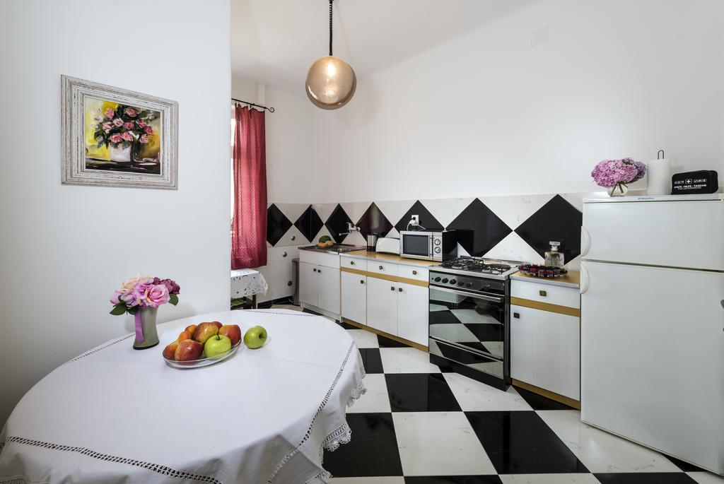 Vila Regina Rooms Карловац Экстерьер фото